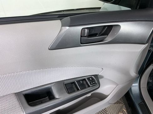 Used 2011 Subaru Forester 2.5X AWD/4WD image 12