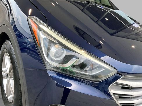 Used 2017 Hyundai Santa Fe Sport FWD image 26