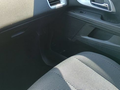 Used 2016 Chevrolet Equinox LS FWD image 18
