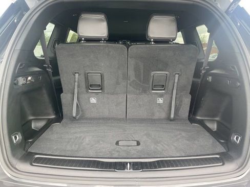 Used 2024 Jeep Grand Cherokee L Limited image 13