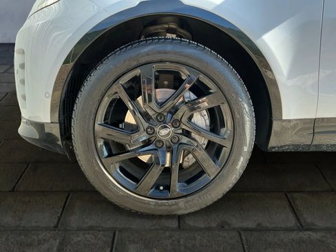 Used 2023 Land Rover Discovery S R-Dynamic image 23