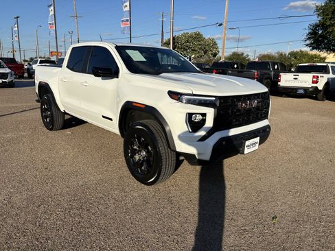 Used 2023 GMC Canyon Elevation w/ Convenience Package image 5