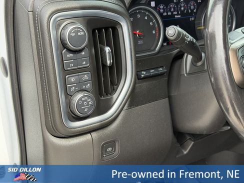 Used 2021 Chevrolet Silverado 1500 High Country w/ Technology Package image 14