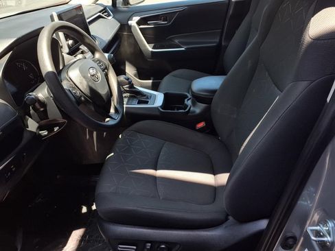 Certified 2024 Toyota RAV4 XLE AWD/4WD image 18