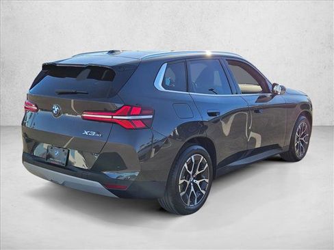 Used 2026 BMW X3 xDrive30 w/ Premium Package image 2