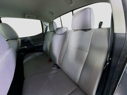 Used 2022 Toyota Tacoma SR5 image 21