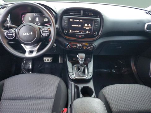 Certified 2023 Kia Soul LX w/ LX Technology Package image 10