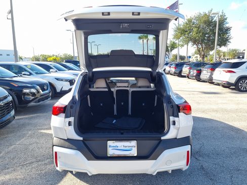Used 2025 BMW X2 xDrive28i AWD/4WD image 12