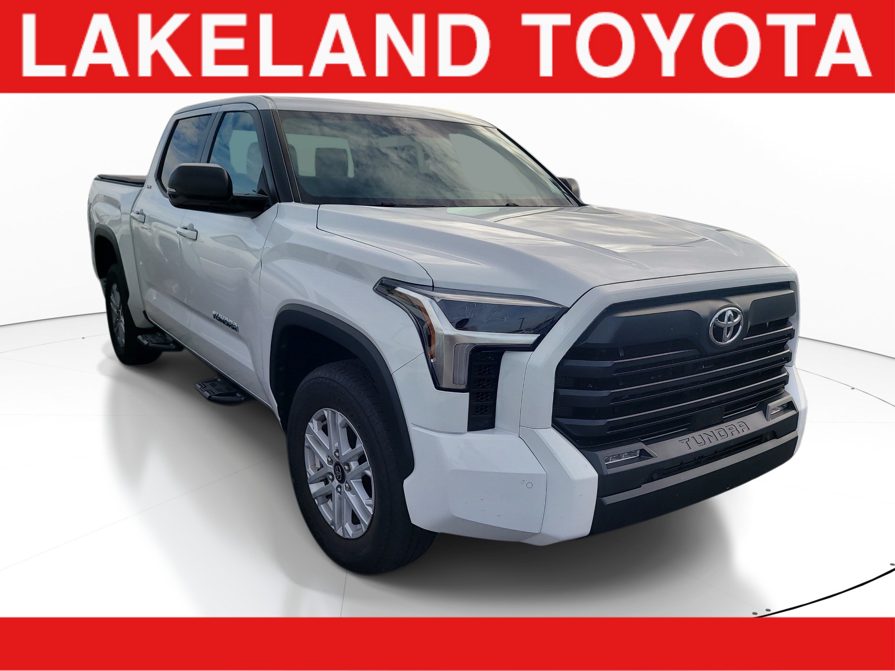 Used 2025 Toyota Tundra SR5 w/ SR5 Premium Package AWD/4WD image 1