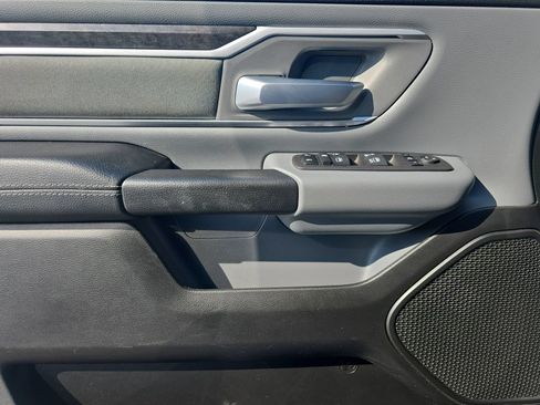 Used 2022 RAM 1500 Big Horn AWD/4WD image 24