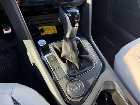 New 2026 Volkswagen Taos SE image 20