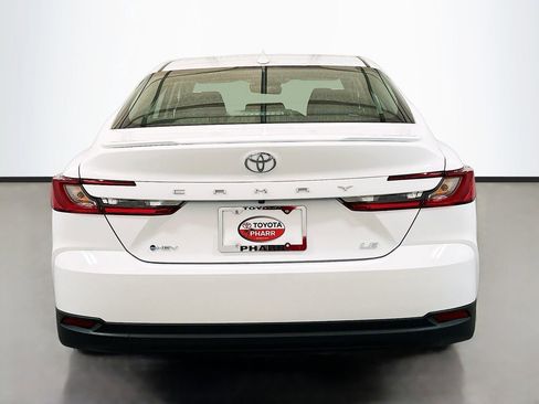 New 2026 Toyota Camry LE image 5