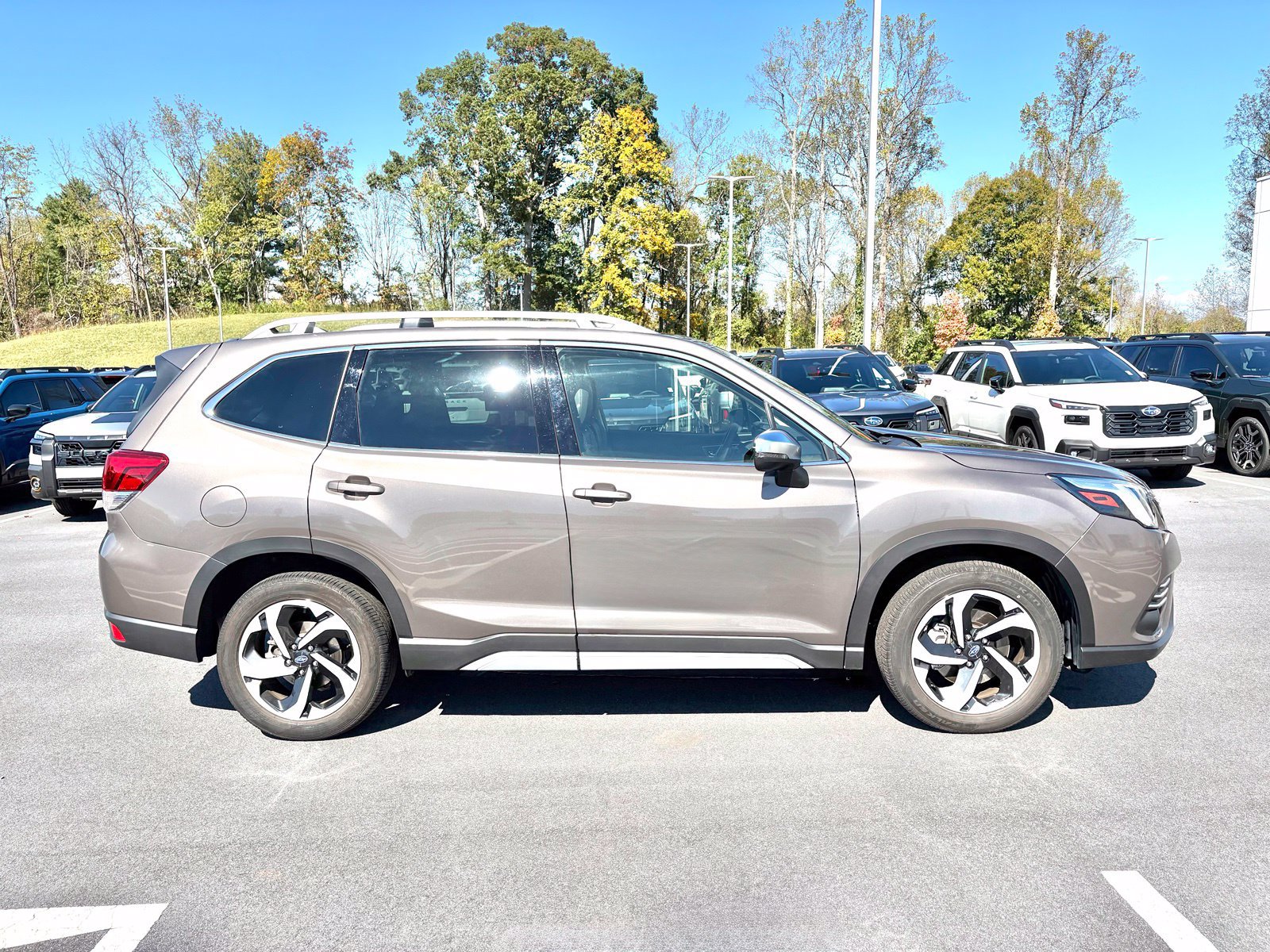 Used 2023 Subaru Forester Touring w/ Popular Package #3 AWD/4WD image 6