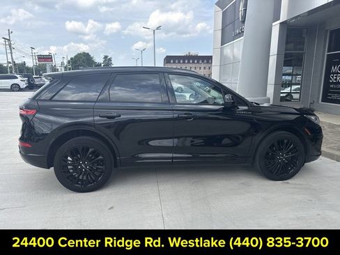 Used 2023 Lincoln Corsair Reserve w/ Equipment Group 201A AWD/4WD image 10
