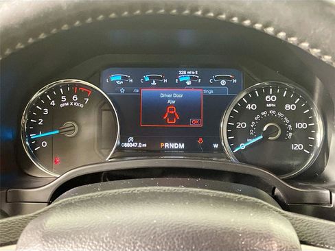 Used 2019 Ford F150 Lariat w/ Equipment Group 502A Luxury image 13