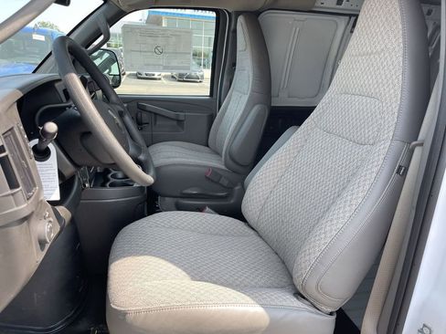New 2025 Chevrolet Express 3500 Extended w/ Driver Convenience Package RWD image 7