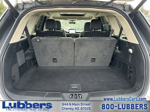 Used 2023 Lincoln Aviator Reserve w/ Equipment Group 201A image 24