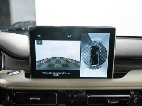 Used 2021 Lincoln Aviator Reserve w/ Class IV Trailer Tow Package image 37