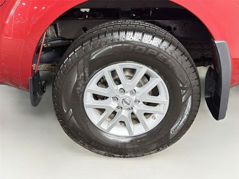 Used 2016 Nissan Frontier SV w/ SV Value Truck Package AWD/4WD image 34