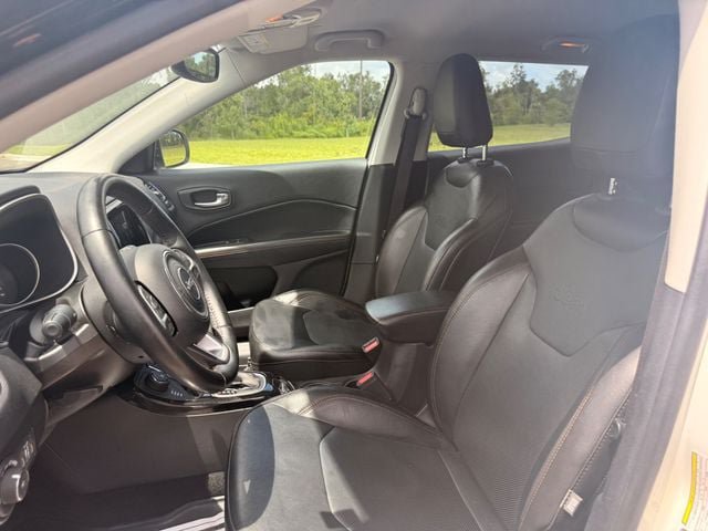 Used 2020 Jeep Compass Limited AWD/4WD image 9