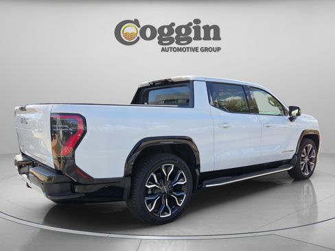 New 2025 GMC Sierra EV Denali image 6