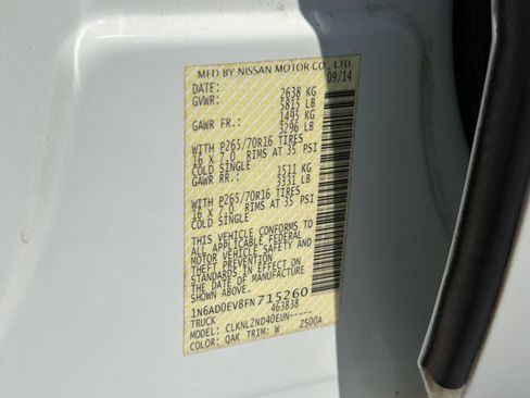 Used 2015 Nissan Frontier SV AWD/4WD image 21