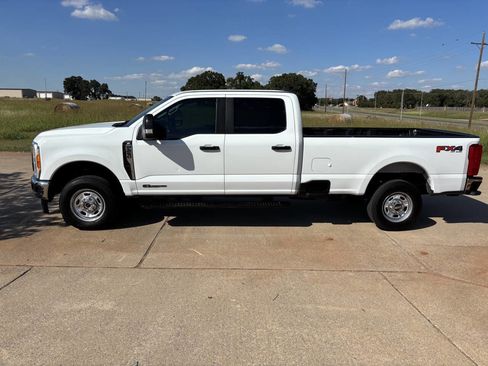 Used 2023 Ford F250 XL w/ FX4 Off-Road Package image 1