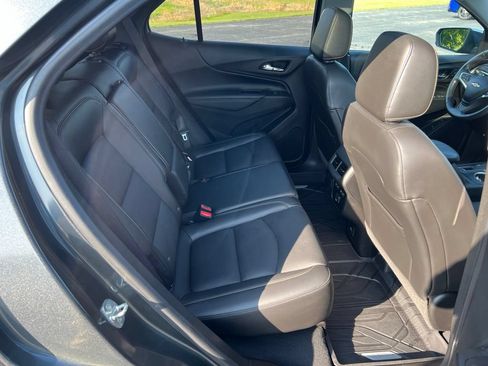 Used 2021 Chevrolet Equinox Premier FWD image 32