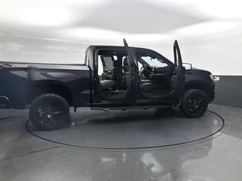 Used 2022 Chevrolet Silverado 1500 LT Trail Boss w/ LT Trail Boss Premium Package AWD/4WD image 39