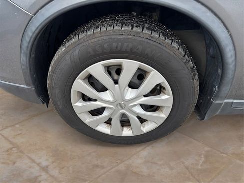 Used 2019 Nissan Rogue S image 14