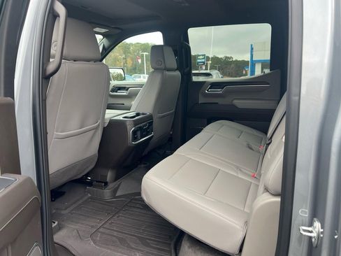 Used 2024 GMC Sierra 1500 SLT w/ SLT Premium Plus Package image 27