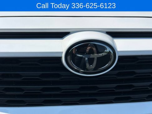 Used 2023 Toyota RAV4 LE FWD image 10