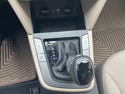 Used 2020 Hyundai Elantra Value Edition w/ Cargo Package (C1) image 19