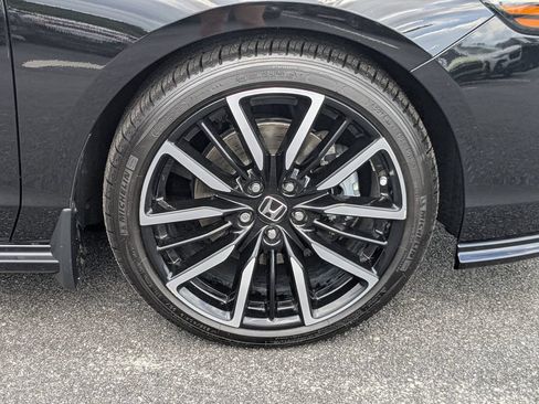 Used 2025 Honda Accord Touring image 12