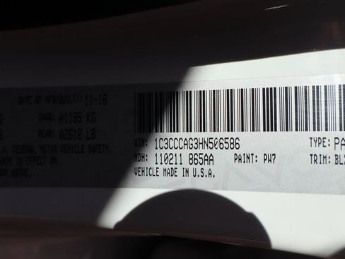 Used 2017 Chrysler 200 Limited Platinum w/ Comfort & Convenience Group image 46