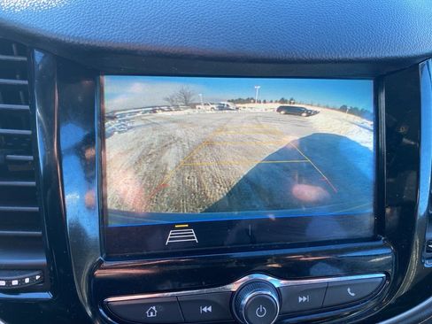 Used 2019 Chevrolet Trax LT w/ LT Convenience Package image 30