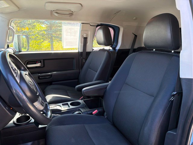 Used 2013 Toyota FJ Cruiser 4WD w/ Convenience Pkg image 14