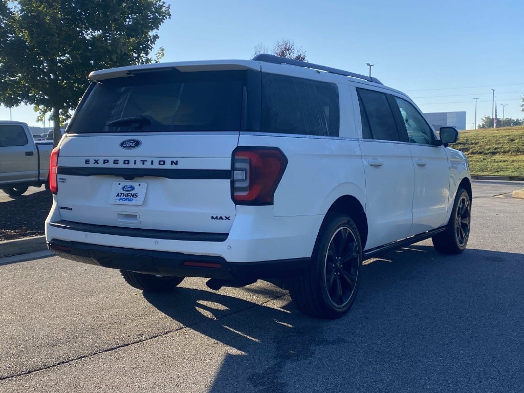 Certified 2023 Ford Expedition Max Limited RWD image 3