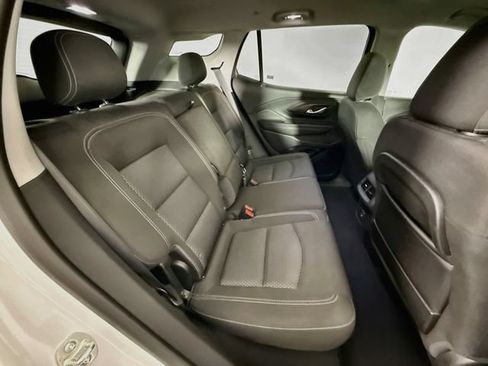 Used 2024 GMC Terrain SLE w/ Driver Convenience Package FWD image 25