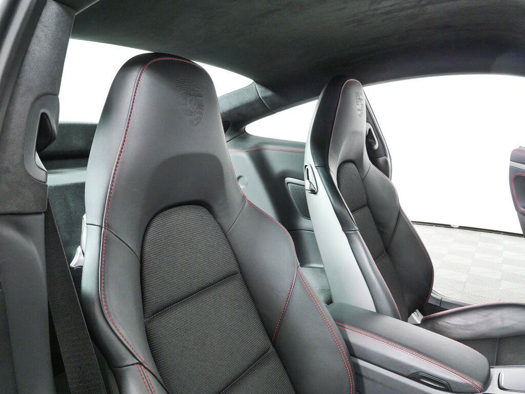 Certified 2018 Porsche 911 GT3 RWD image 20