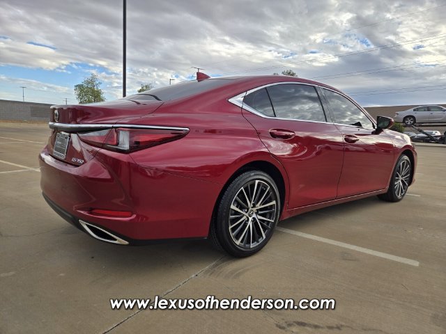 Used 2024 Lexus ES 350 w/ Premium Package FWD image 7
