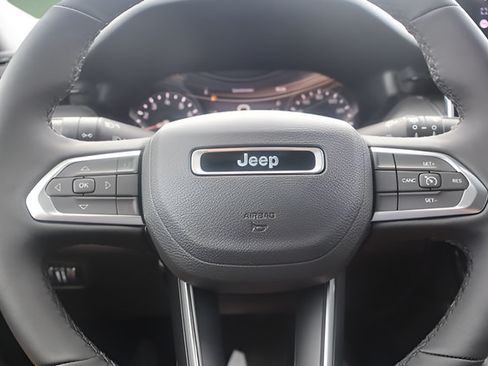 New 2026 Jeep Compass Latitude AWD/4WD image 12
