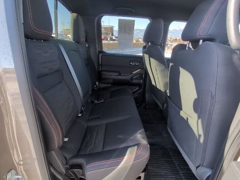 Used 2024 Nissan Frontier PRO-4X w/ Off-Road Protection Package image 32