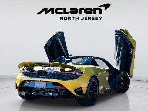 New 2026 McLaren 750S Spider RWD image 18