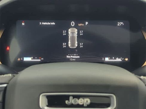 New 2025 Jeep Grand Cherokee Laredo image 33