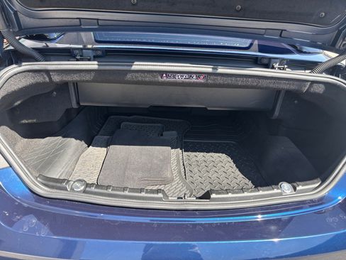 Used 2015 BMW 640i Convertible image 18