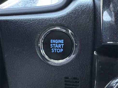 Used 2024 Toyota 4Runner TRD Off-Road Premium image 8