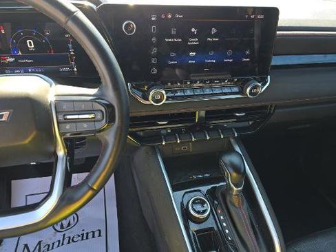 Used 2023 Chevrolet Colorado Z71 w/ Z71 Convenience Package 2 image 7