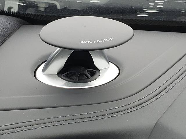 Used 2023 Audi SQ8 Prestige AWD/4WD image 25