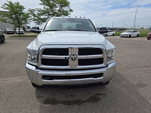 Used 2017 RAM 2500 Tradesman w/ Chrome Appearance Group AWD/4WD image 2